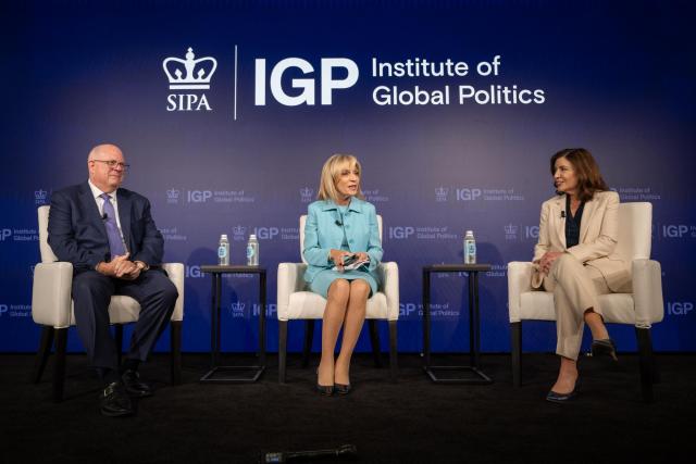 To kick off the “Across the Aisle” series, Larry Hogan, the Republican former governor of Maryland (at left), joined Kathy Hochul, the Democratic governor of New York (at right). Andrea Mitchell of NBC News moderated. [photo: Shahar Azran]